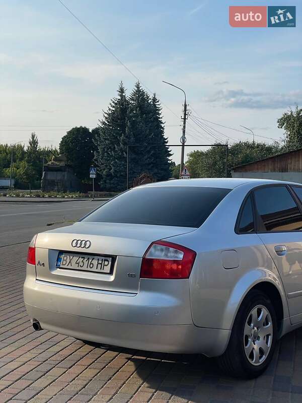 Седан Audi A4 2003 в Шепетівці
