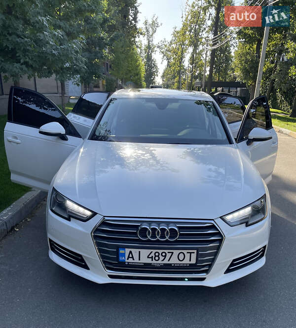 Седан Audi A4 2015 в Ірпені