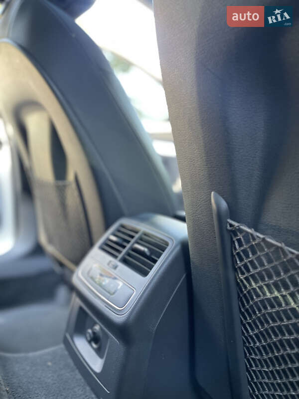 Седан Audi A4 2015 в Ірпені