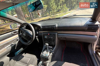 Седан Audi A4 1999 в 