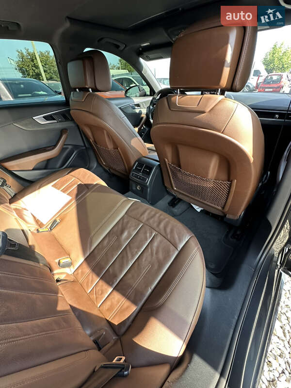 Седан Audi A4 2017 в Ивано-Франковске