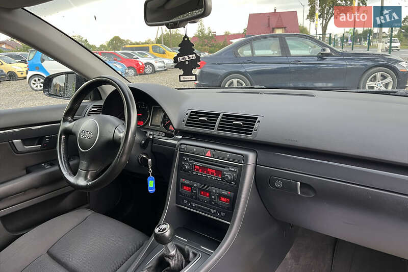 Седан Audi A4 2004 в Коломиї