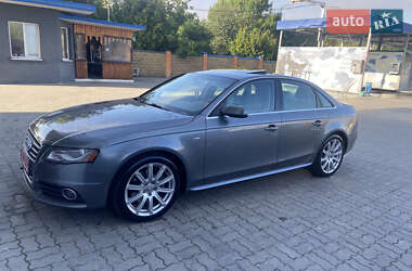 Седан Audi A4 2012 в 