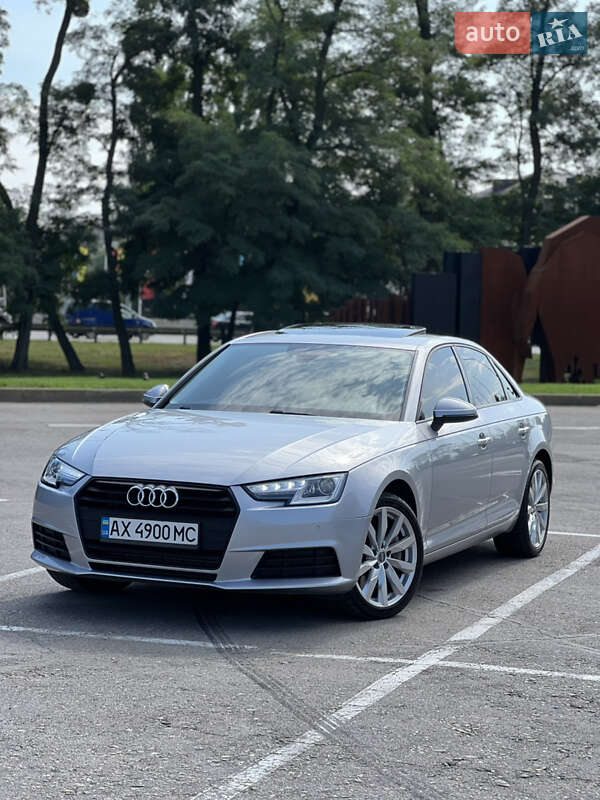 Седан Audi A4 2016 в 