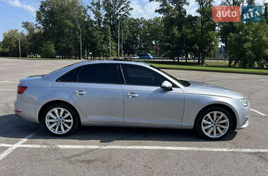 Седан Audi A4 2016 в 