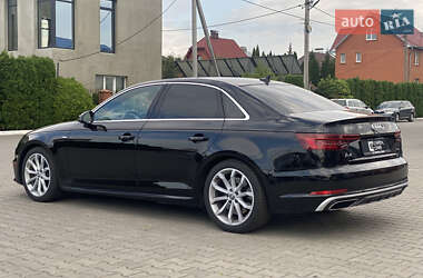 Седан Audi A4 2019 в 