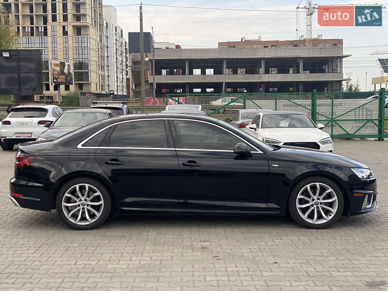 Седан Audi A4 2019 в Луцке