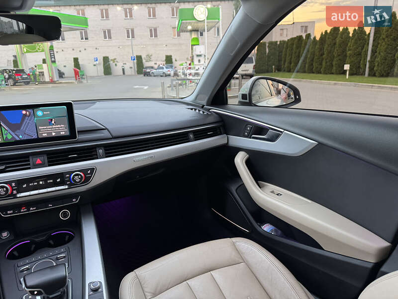 Седан Audi A4 2016 в Киеве