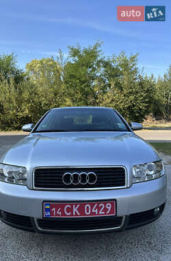 Седан Audi A4 2001 в 