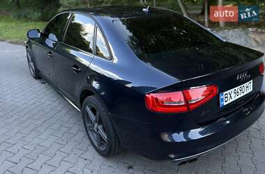 Седан Audi A4 2015 в 