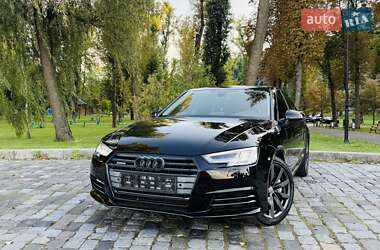 Седан Audi A4 2017 в 