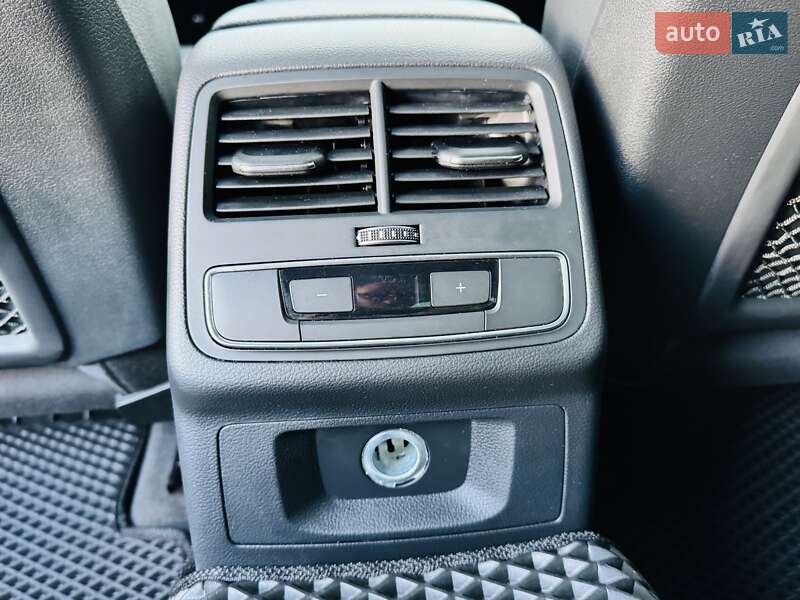 Седан Audi A4 2017 в Киеве фото 104 Седан Audi A4 2017 в Киеве