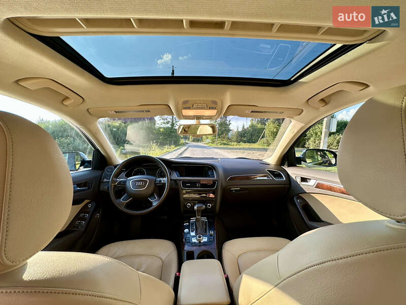 Седан Audi A4 2013 в Львове