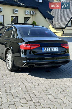 Седан Audi A4 2014 в 