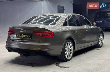 Седан Audi A4 2014 в 