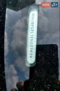 Седан Audi A4 2013 в 