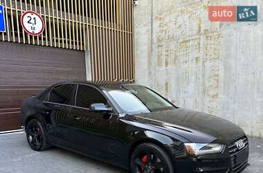 Седан Audi A4 2013 в 