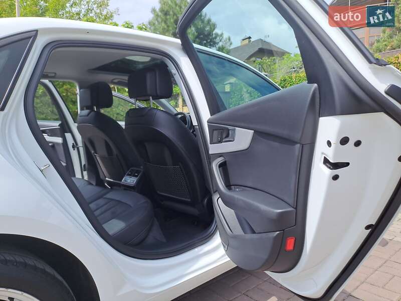 Седан Audi A4 2016 в Луцке фото 35 Седан Audi A4 2016 в Луцке