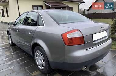 Седан Audi A4 2003 в 