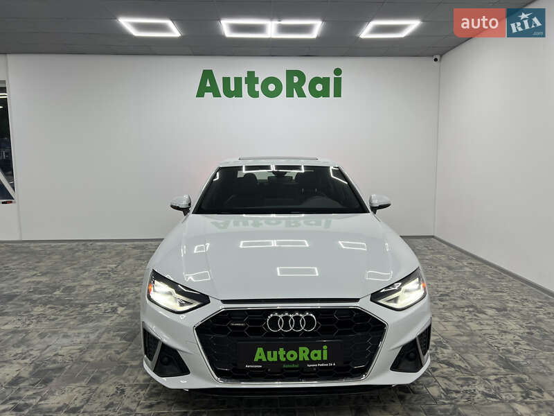Седан Audi A4 2019 в 