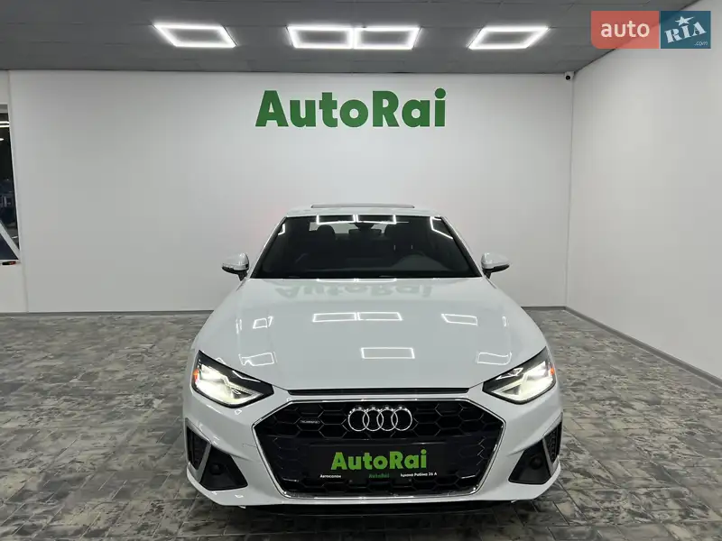 Audi A4 2019 VIN WAUDNAF49LN005625 фото оголошення 2 з 71