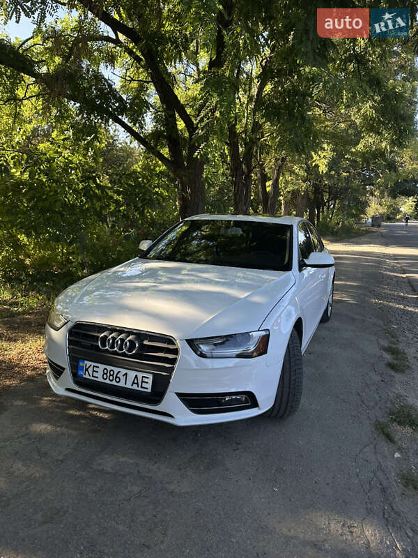 Audi A4 2012