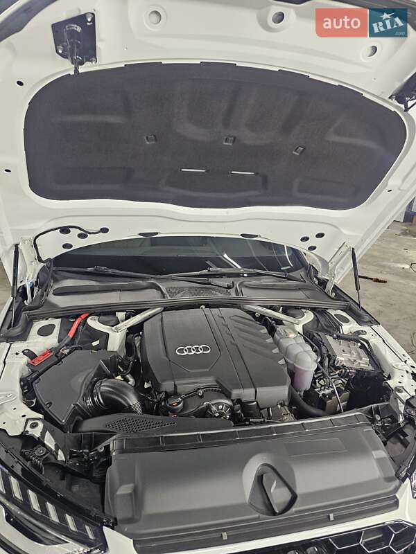 Седан Audi A4 2020 в Києві