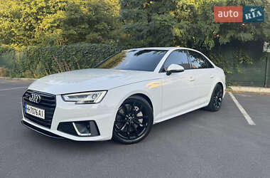 Седан Audi A4 2019 в Одессе
