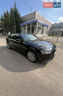 Седан Audi A4 2013 в 
