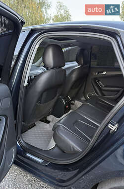 Седан Audi A4 2009 в 