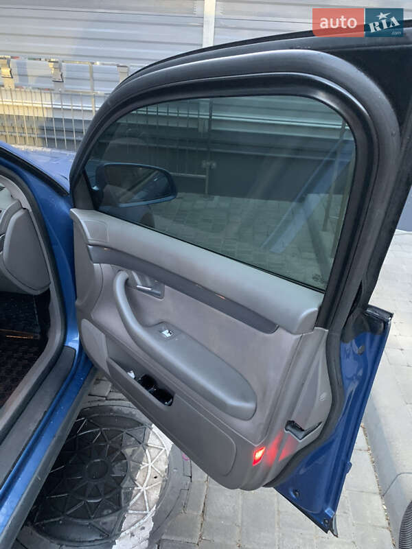 Универсал Audi A4 2002 в Одессе