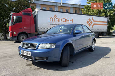Седан Audi A4 2004 в 