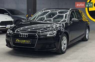 Универсал Audi A4 2017 в 