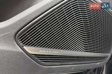 Универсал Audi A4 2017 в 