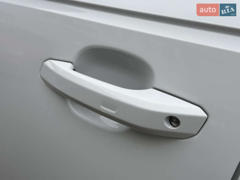Седан Audi A4 2019 в Одессе