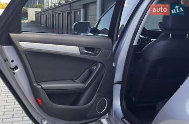 Седан Audi A4 2015 в 