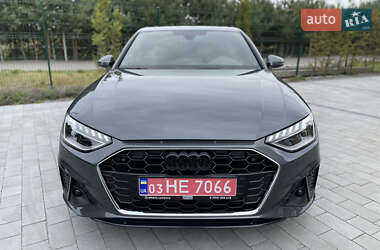 Седан Audi A4 2019 в 