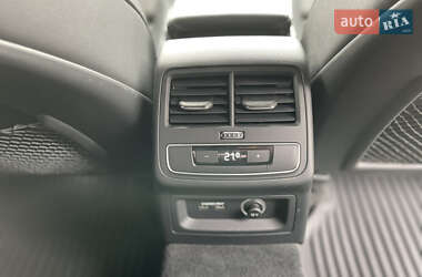 Седан Audi A4 2019 в 
