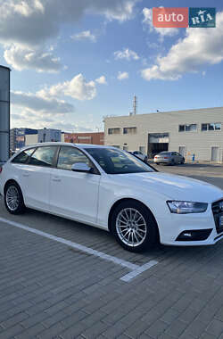 Універсал Audi A4 2014 в Львові