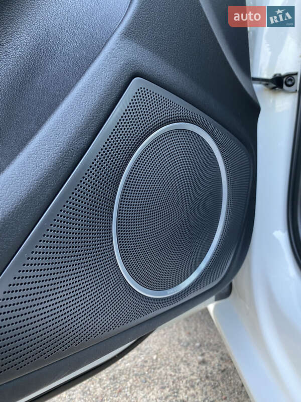 Универсал Audi A4 2014 в Львове