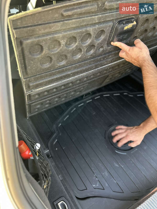 Универсал Audi A4 2004 в Носовке