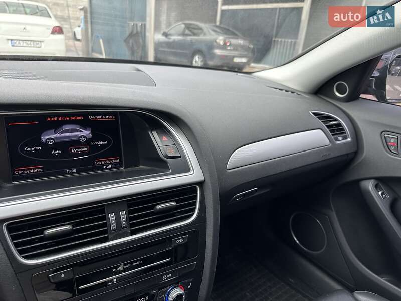 Седан Audi A4 2015 в Киеве