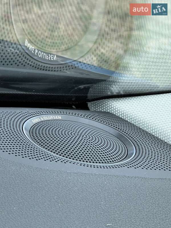 Седан Audi A4 2015 в Киеве