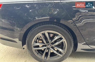 Седан Audi A4 2016 в 