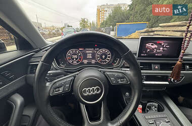 Седан Audi A4 2016 в 
