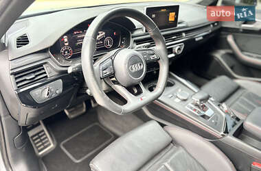 Седан Audi A4 2017 в 