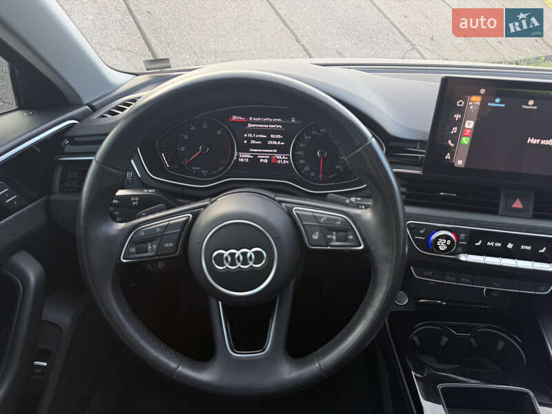 Седан Audi A4 2021 в Запорожье