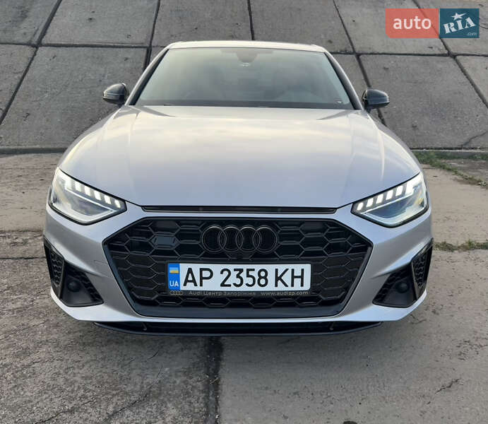 Седан Audi A4 2021 в Запорожье