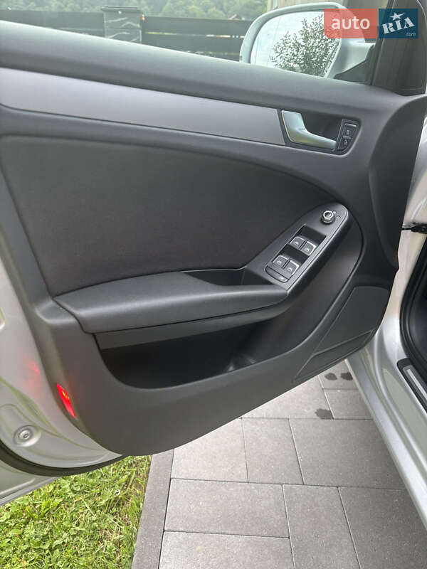 Универсал Audi A4 2012 в Иршаве