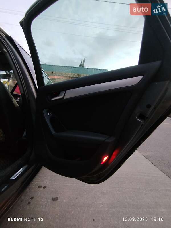 Седан Audi A4 2012 в Белой Церкви